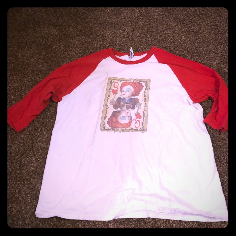 Queen of hearts baseball tee!